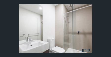 Comfortable Townhouse Just Minutes from Local Amenities - Photo 5