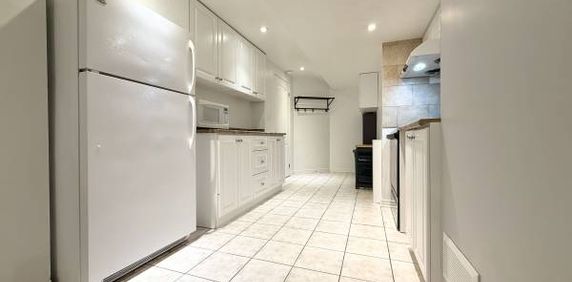 Basement One Bedroom Apartment with parking - Photo 2