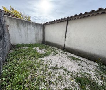 Location Appartement 2 pièces 23m² ROQUEFORT 13830 - Photo 4