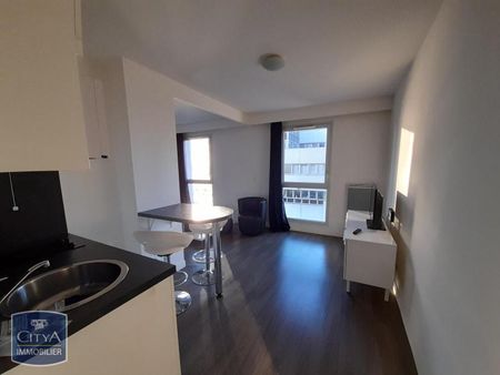 Location Appartement 1 pièce 26m² TOURS 37000 - Photo 3