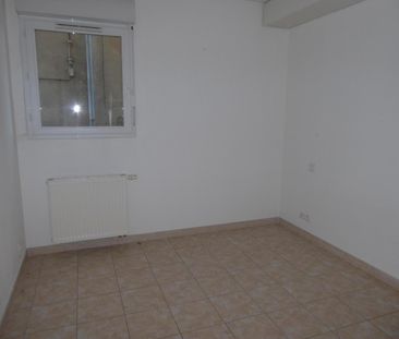 Location Appartement 2 pièces 45m² AUBENAS 07200 - Photo 3
