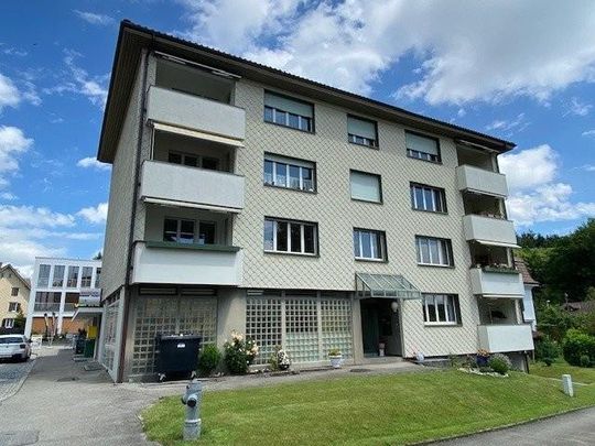 Helle Wohnung mit sonnigem Balkon - Photo 1