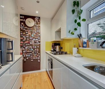 2 bedroom maisonette to rent - Photo 6