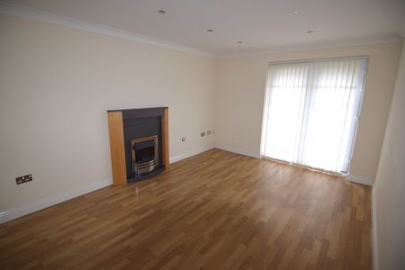 To Let 2 Bed Ground Floor Flat - Photo 5