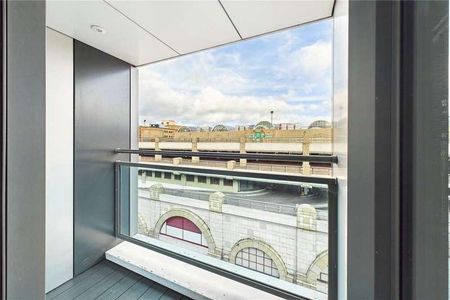 Cromwell Road, Redhill, Surrey, RH1 - Photo 2