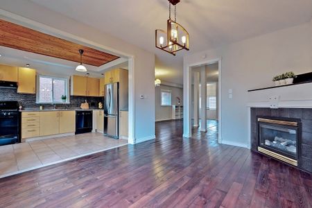 For Lease - 24 Antique Drive, Richmond Hill, Ontario - Photo 3