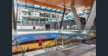 Elevated Designer Apartment Moments from Crows Nest Metro - Photo 2