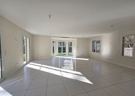 Tout savoir sur cette maison à La Celle-Saint-Cloud - Photo 4