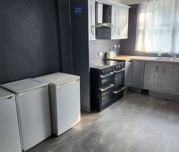 Room in a Shared Flat, Wellgate, S60 - Photo 6