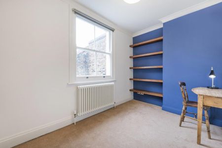 3 bedroom flat to rent - Photo 2