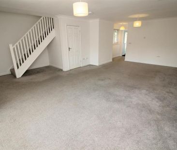 4 bedroom terraced house to rent - Photo 1