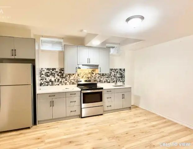 2-1153 Stag Holw, Oakville, Ontario L6M 5M4 | 1153 Stag Hollow, Oakville - Photo 1