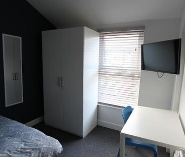 7 bedroom terraced house to rent - Photo 6