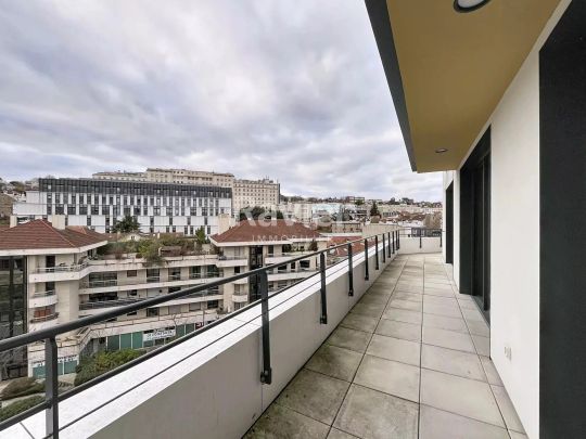 3 pièces - SURESNES - 92150 Suresnes - Réf 86468602 - Photo 1