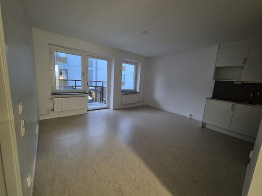 Taggsvampsvägen, Nykvarn - Photo 1