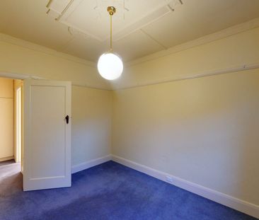 Art Deco Delight - Photo 6