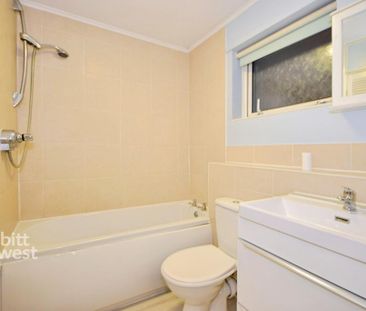 1 bedroom ground floor flat to rent - Photo 4