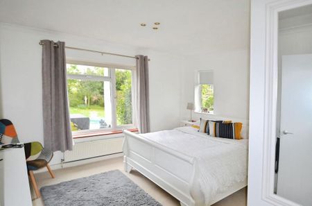 2 bedroom detached bungalow to rent - Photo 3