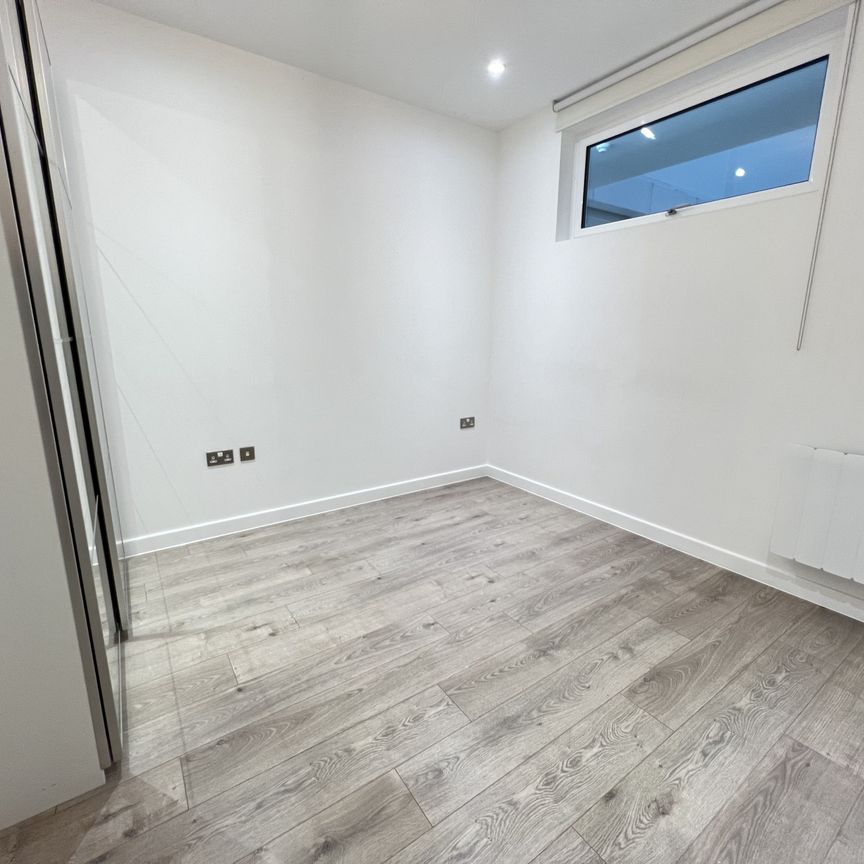 Edinburgh House, Harlow - Photo 1