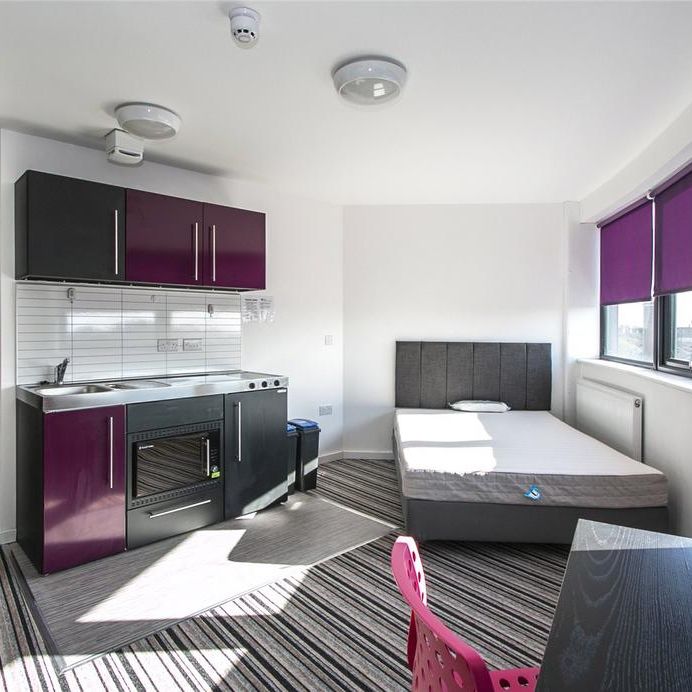 Studio to rent - Photo 1