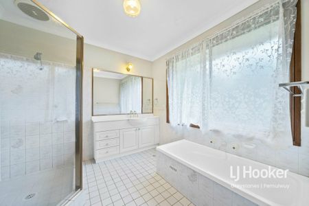 GREAT SIZE FAMILY HOME - Photo 3
