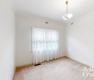 5 Midvale Avenue, Balwyn North - Photo 2