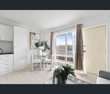 11/133 Booran Road, Caulfield South, Vic 3162 - Photo 6