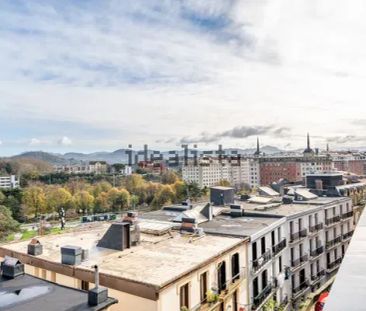 Alquiler de piso en Calle Salud, 20 - Photo 3