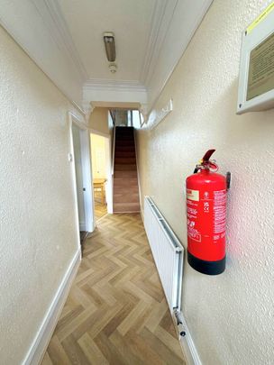Birch Lane, Longsight, Manchester, M13 - Photo 1