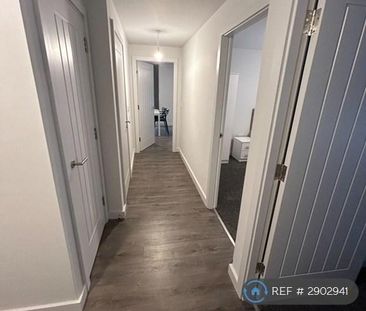 2 bedroom flat to rent - Photo 3