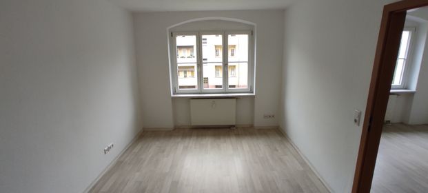 Freundlich helle 2-Raum-Wohnung für junge Pärchen - Photo 1