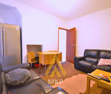 4 bedroom terraced house to rent - Photo 1