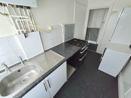 2 Bed Flat, Liverpool, L8 - Photo 4