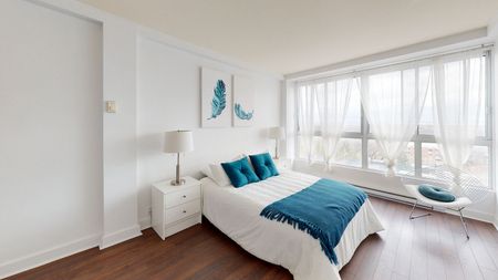 5999 Monkland - Photo 3