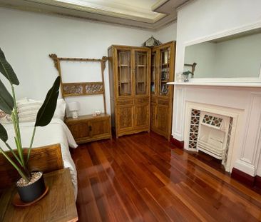 Darlington - Photo 2