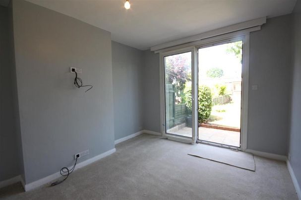 2 bedroom ground floor maisonette to rent - Photo 1