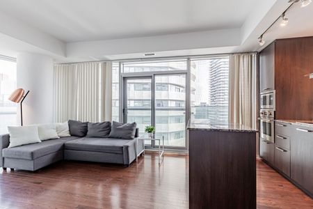 For Lease - 12 York Street Unit# 4710, Toronto, Ontario - Photo 4