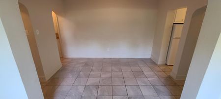 310 Blake Boulevard - 1 - Photo 4