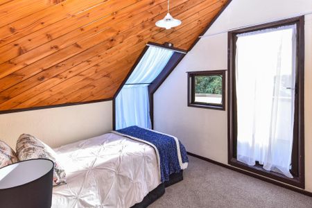 Stand-alone 3 Bedroom Townhouse - Photo 5