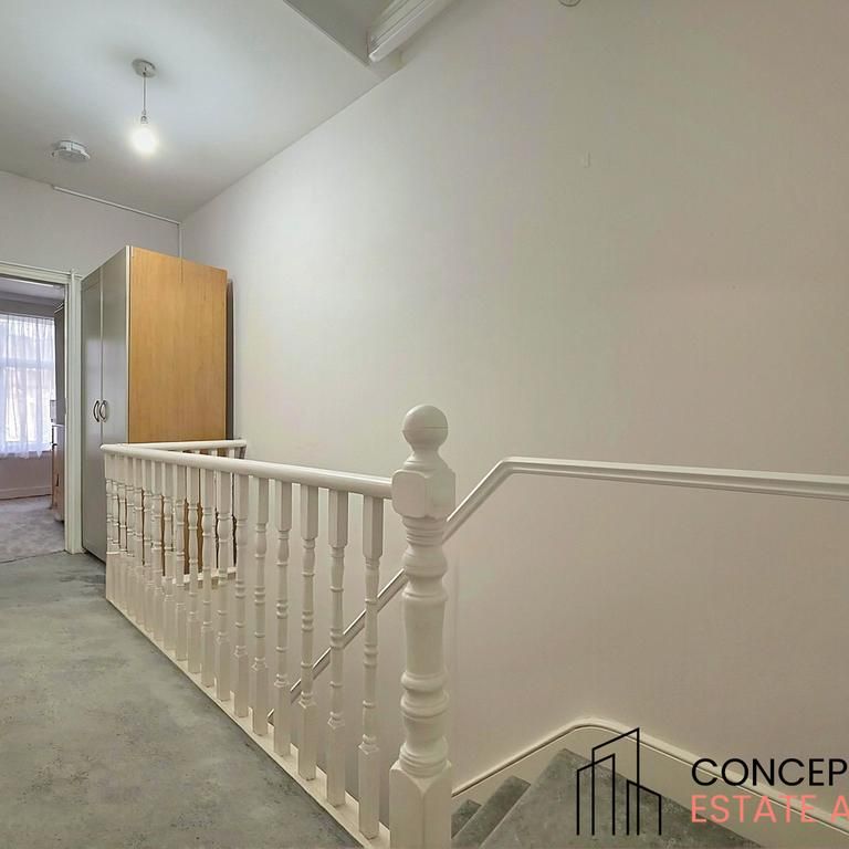 4 bedroom terraced house to rent - Photo 1