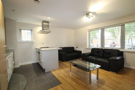 Ellison Apartments, Bow Road - Photo 2