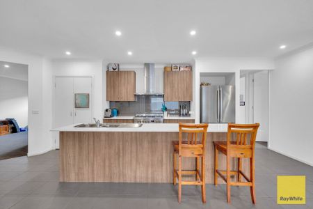 The Perfect Family Haven in the Heart of Tarneit - Photo 4