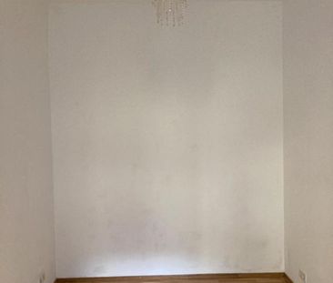 Topsanierte attraktive 3-Zi.-Denkmal-Altbau-EG-Whg. Terrasse gepl - Photo 1