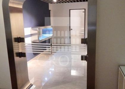 Attic-Cassia: 250mq. Top floor in addition to 250mq. of panoramic terraces. Spacious living, dining, 5 bedrooms, 3 baths, maid’s room, 3 panoramic terraces, parking, silent,. Located at begining of Cassia, near Schools. Ref 160
