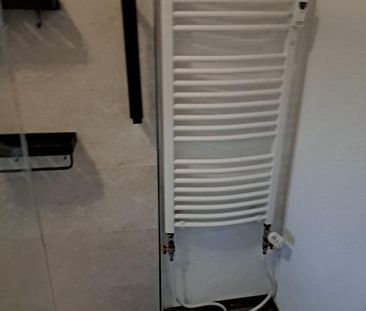 Ruhig wohnen mit Terrasse & Grünblick – 3-Zimmer-Wohnung in Leuna - Photo 4