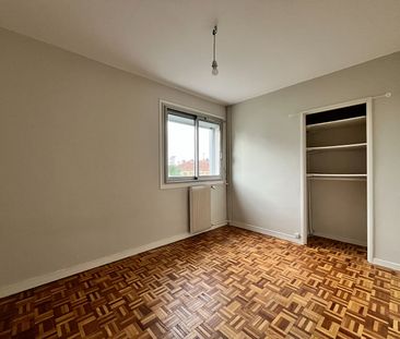 Location Appartement 4 pièces 69m² - Photo 2