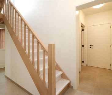 Gerenoveerde woning met 4 slpk, tuin, garage te Averbode - Photo 3