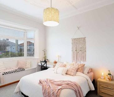 Four bedroom family home in great location - Photo 2