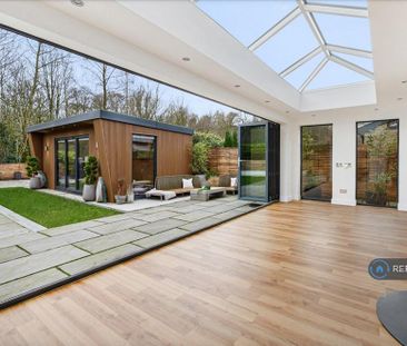 4 bedroom detached house to rent - Photo 1