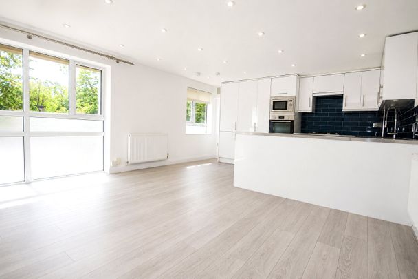 Cypress Road, London, SE25 4BA - Photo 1